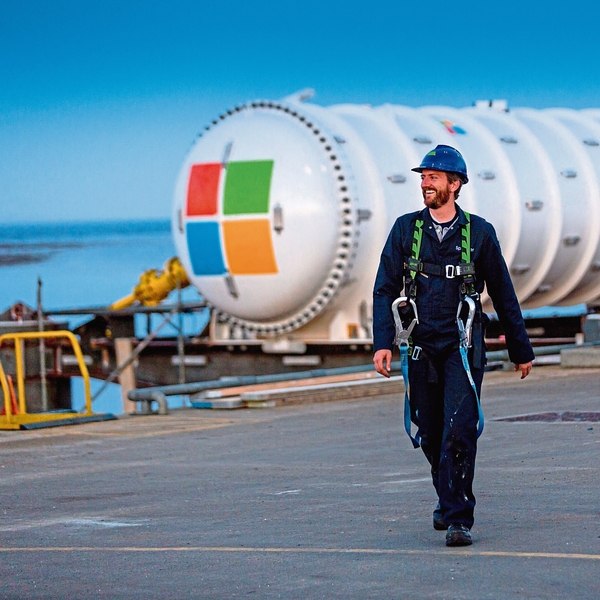 интернет, Microsoft поместила сервер на дно Северного моря